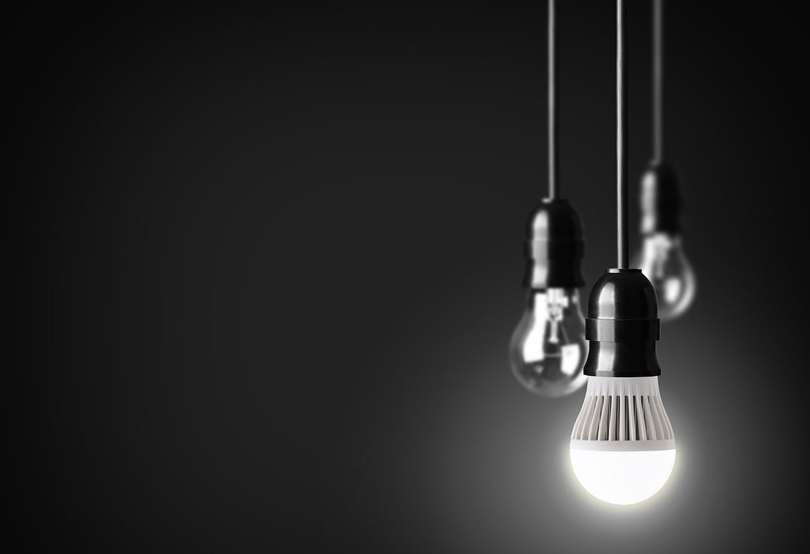 ¿Tus bombillas LED quedan encendidas con el interruptor apagado? ¡Tenemos la solución! - PerLighting Tienda de lamparas e iluminación online